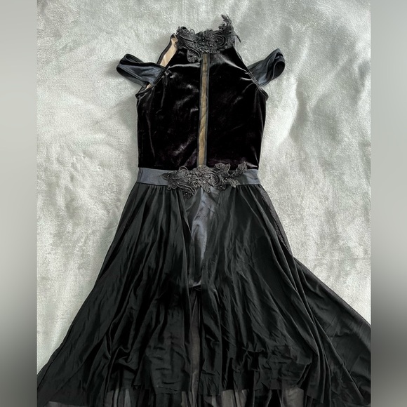 Weissman Dance Ice Skating Costume Black Maxi Dress Flowing Skirt: 10984 - Picture 2 of 5